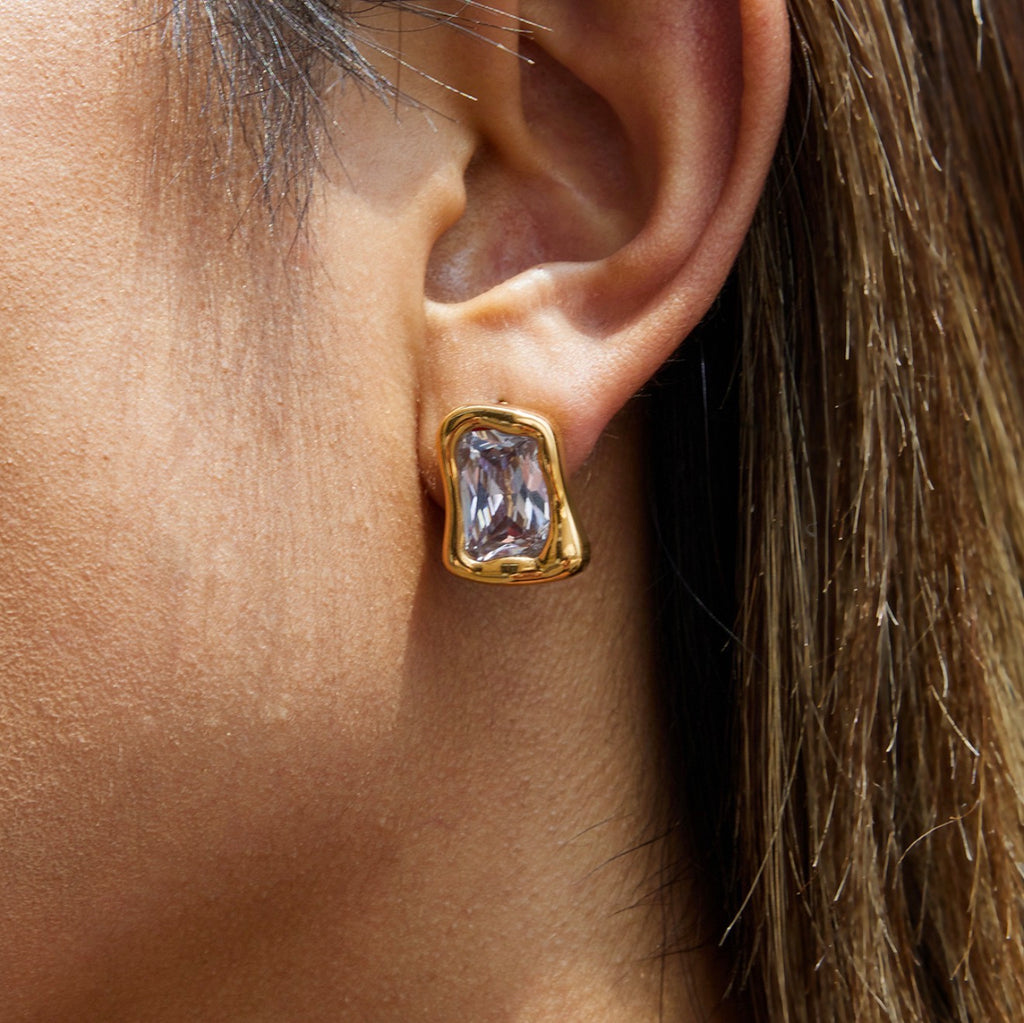 Aurelia Studs